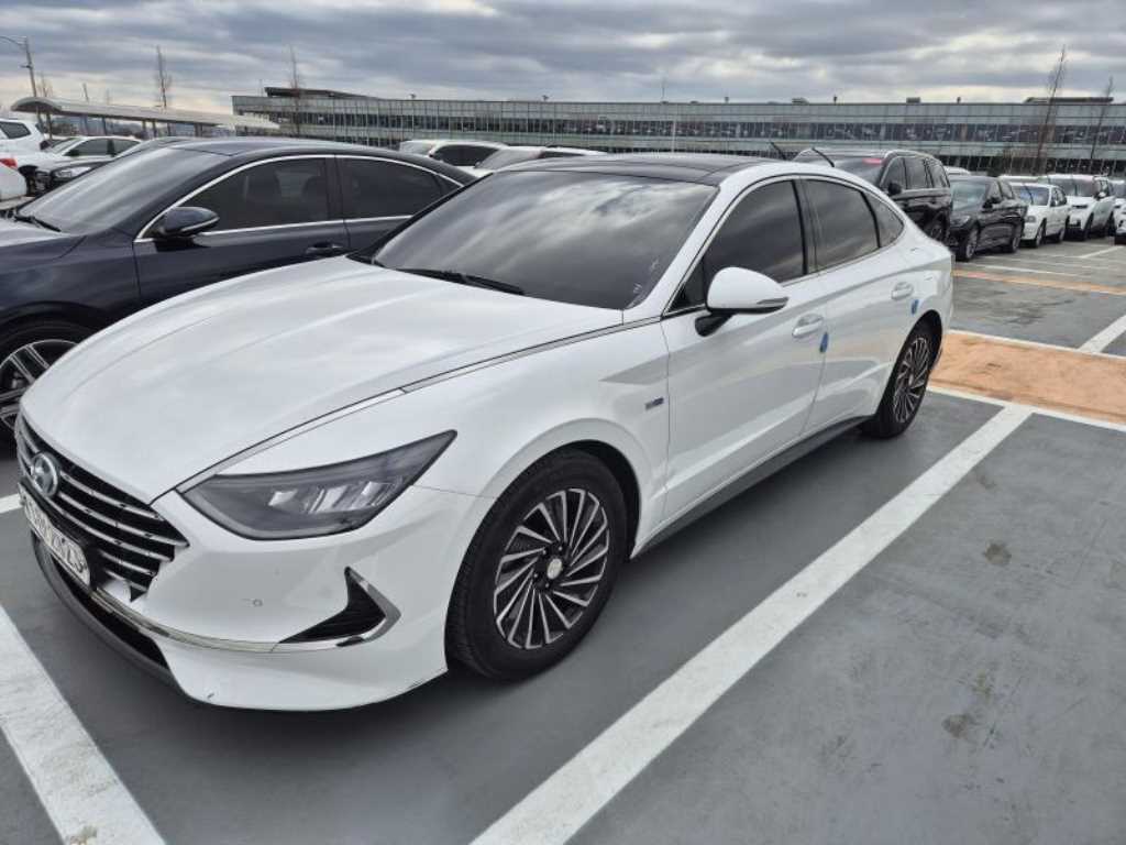 HYUNDAI Sonata - Vista 2