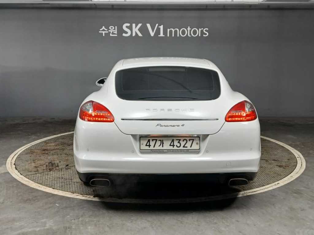 Porsche Panamera - Vista 5