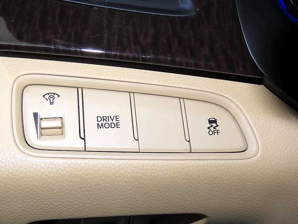 HYUNDAI Grandeur 2016 Blanco - Importación desde Corea - HF Imports Iquique - Foto 14