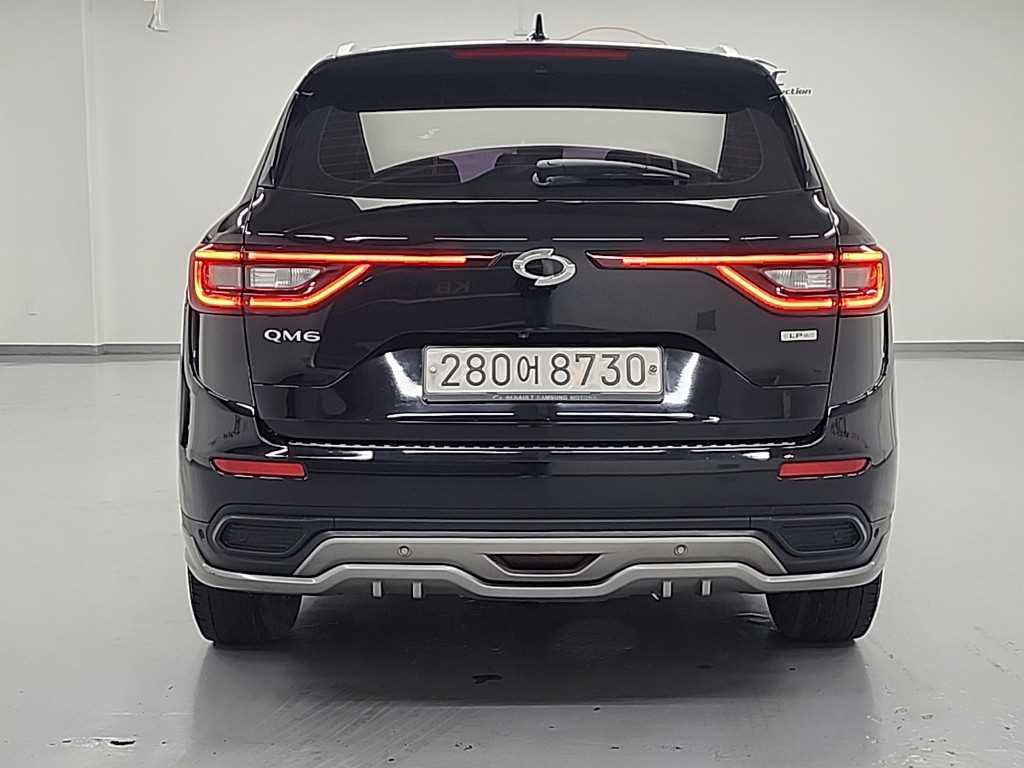 SAMSUNG QM6 - Vista 3