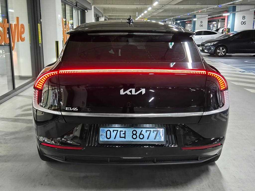 KIA EV6 - Vista 6