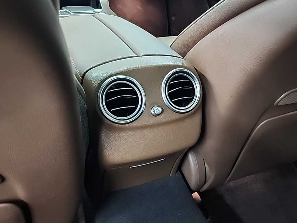 Mercedes Benz E class 2021 Gris - Importación desde Corea - HF Imports Iquique - Foto 13