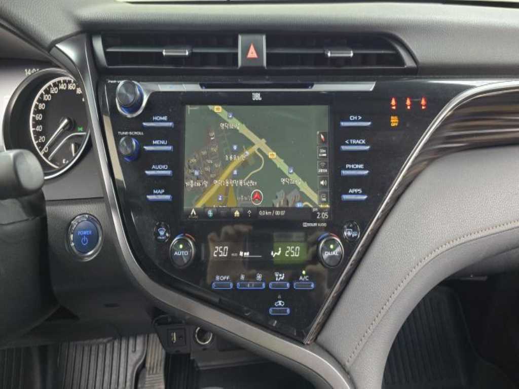 Toyota Camry 2019 - Importación desde Corea - HF Imports Iquique - Foto 16