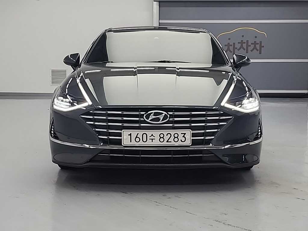 HYUNDAI Sonata - Vista 2