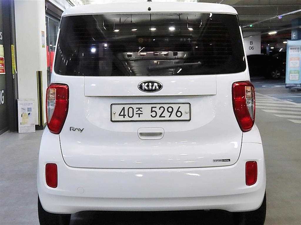 KIA Ray - Vista 5
