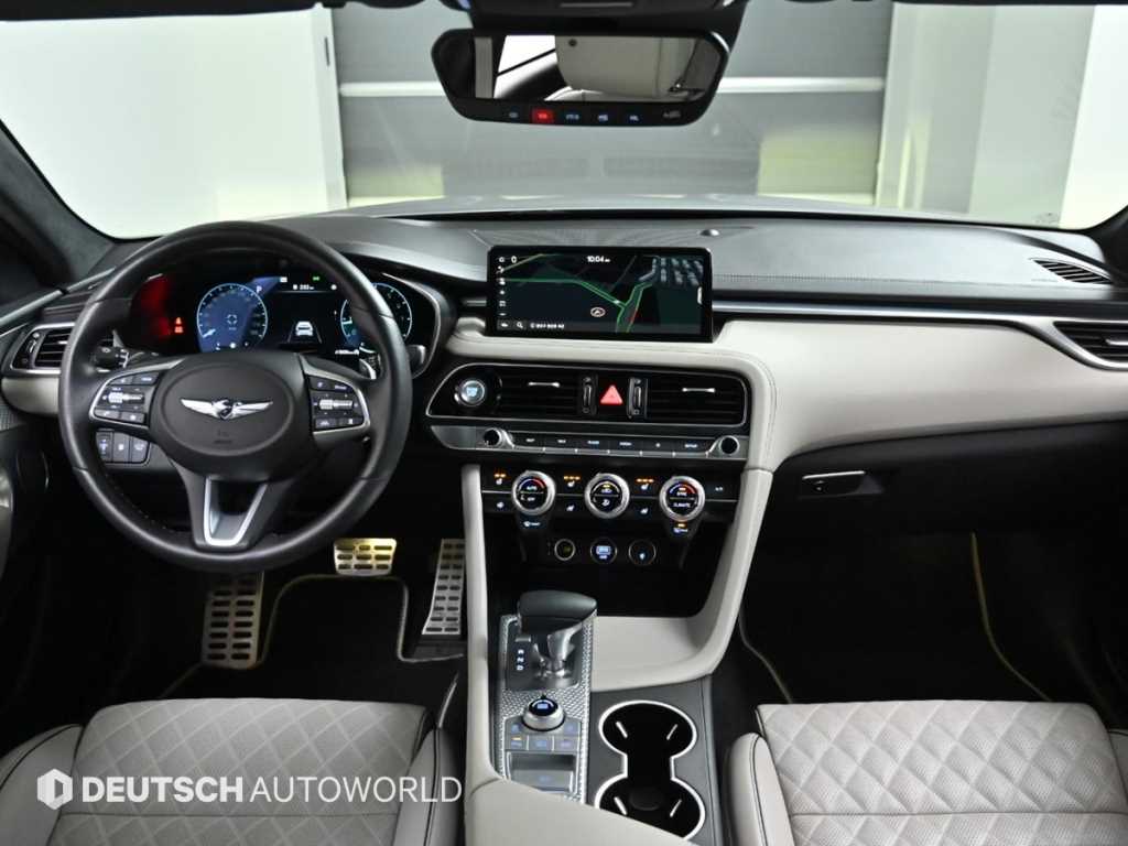 Genesis G70 - Vista 7