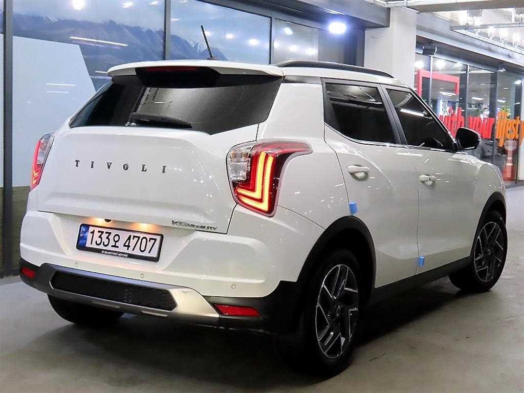 Ssangyong Tivoli - Vista 4