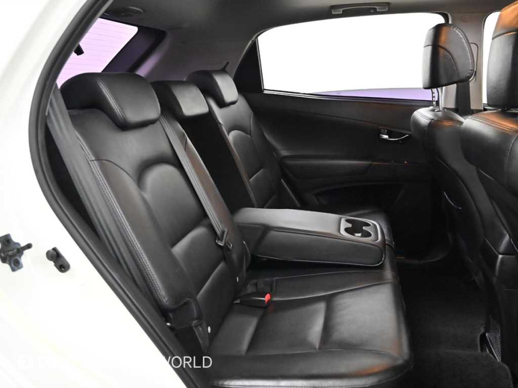 Ssangyong Korando - Vista 12