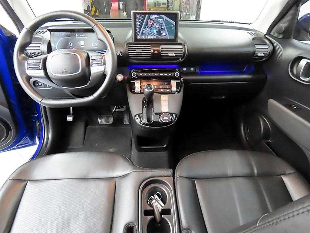 HYUNDAI Casper - Vista 7