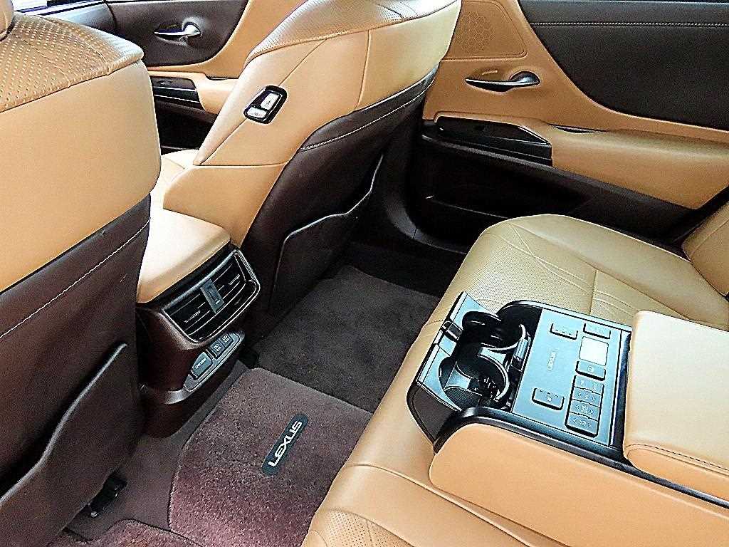 Lexus ES 2019 Negro - Importación desde Corea - HF Imports Iquique - Foto 14