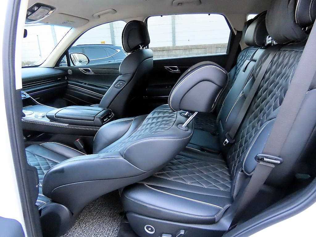 Genesis GV80 - Vista 6