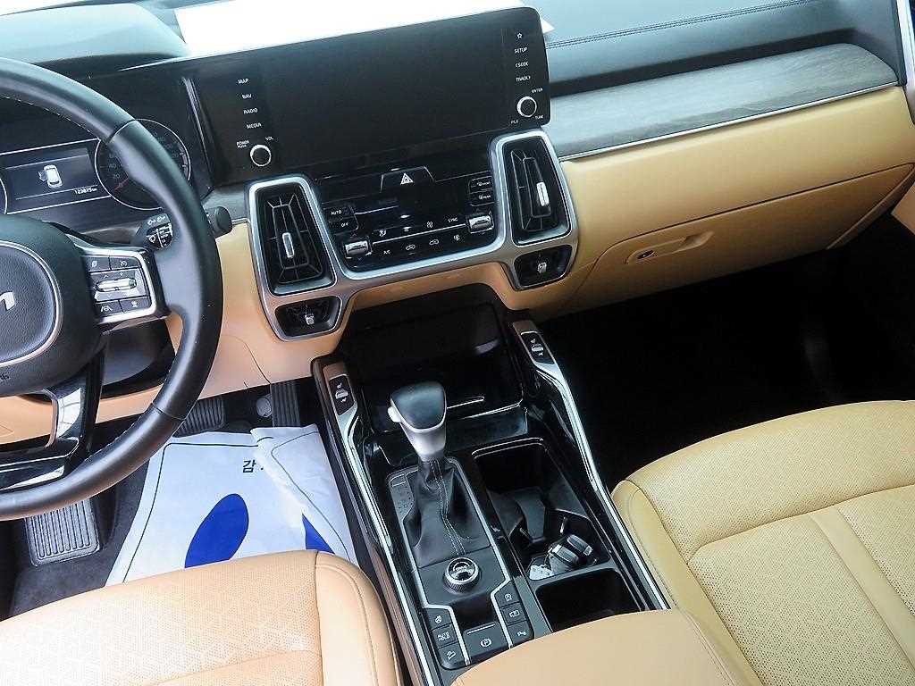 KIA Sorento - Vista 11