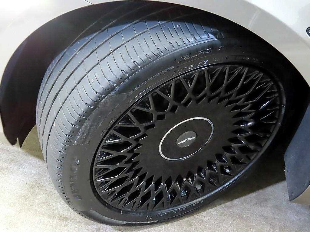 Genesis G90 2019 Gold color - Importación desde Corea - HF Imports Iquique - Foto 20