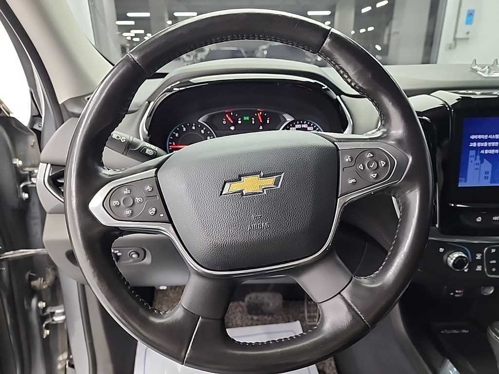 Chevrolet Travers - Vista 9