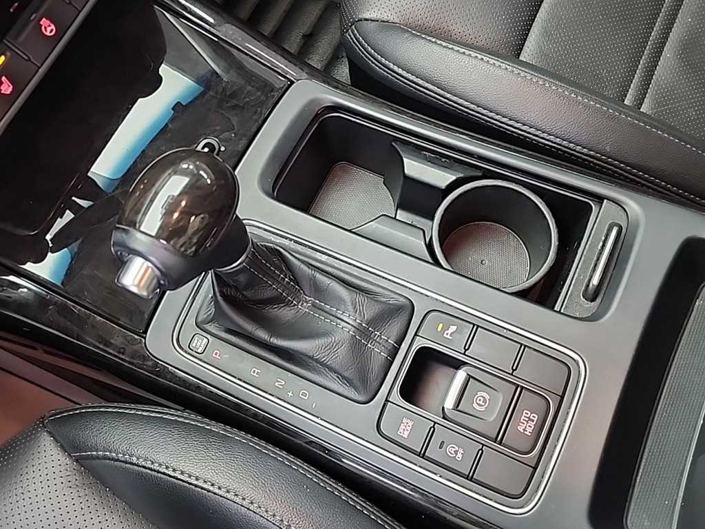 KIA Sorento - Vista 8