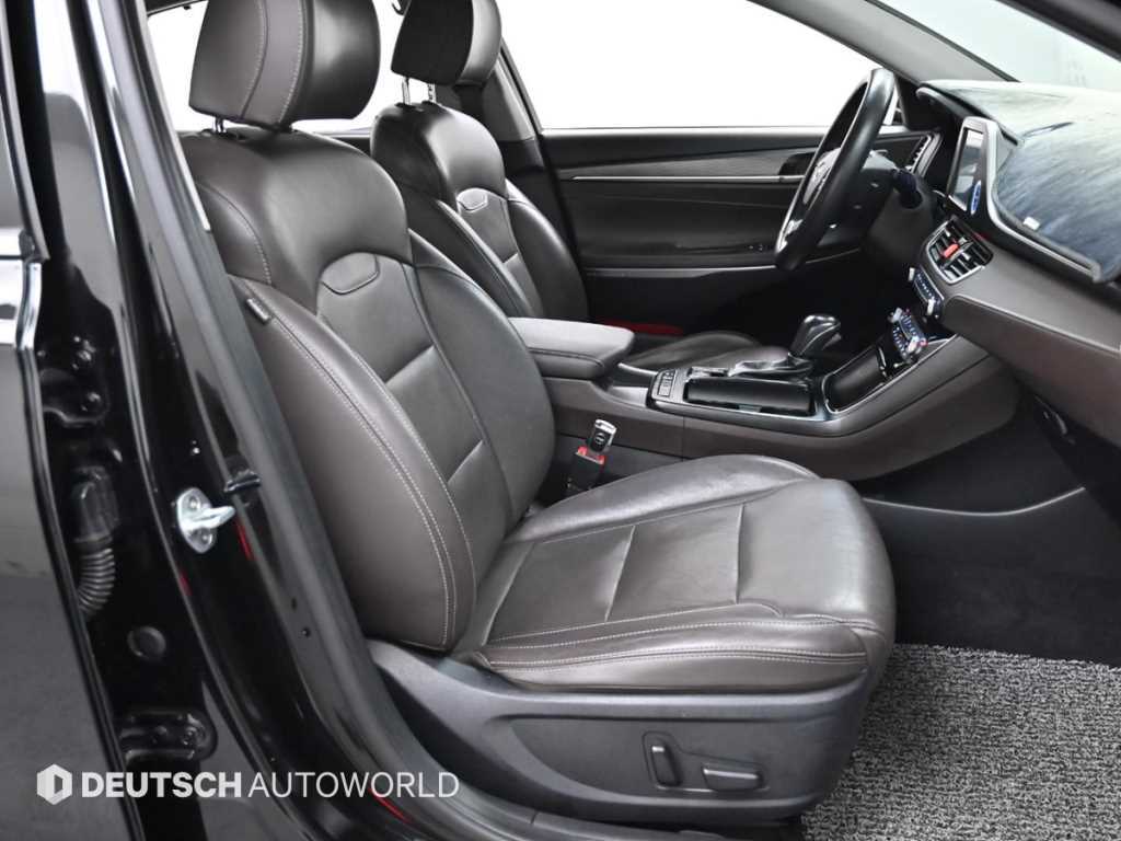 HYUNDAI Grandeur - Vista 10