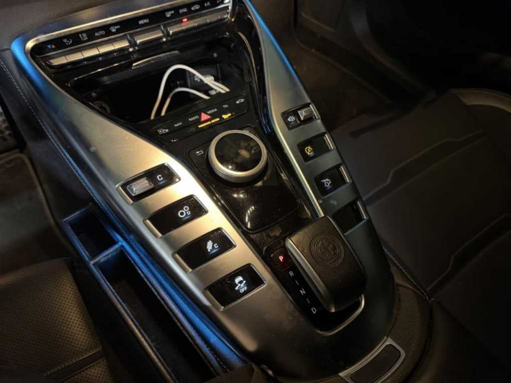Mercedes Benz AMG GT - Vista 11