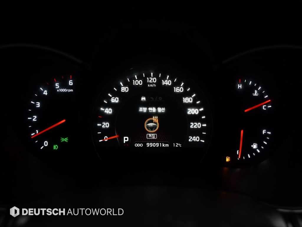 KIA Sorento - Vista 8