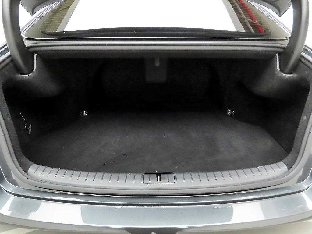 Genesis G80 - Vista 5