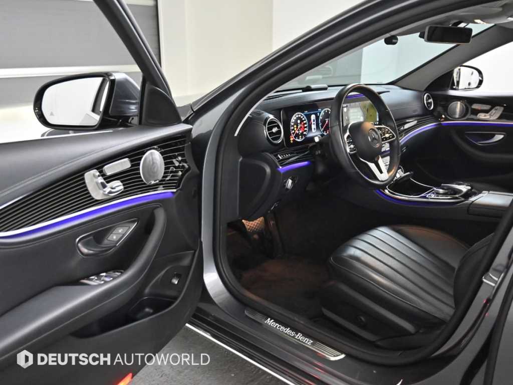 Mercedes Benz E class - Vista 11