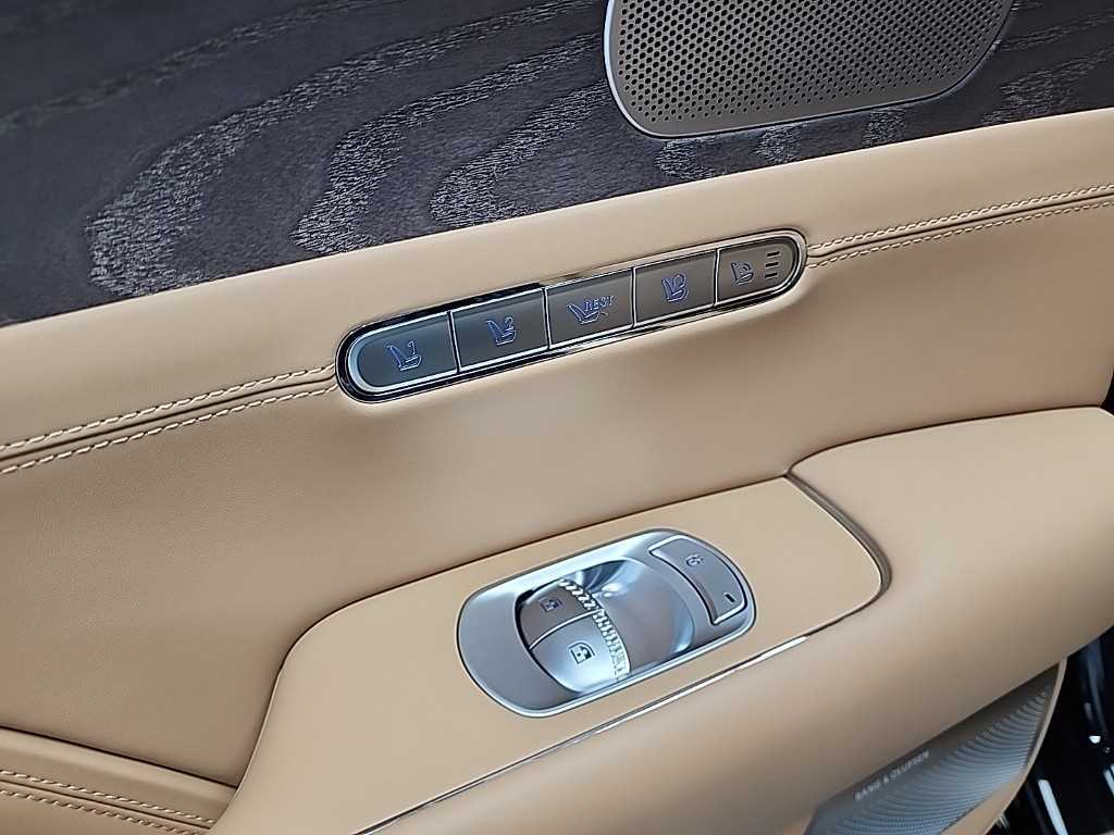 Genesis G90 2024 Negro - Importación desde Corea - HF Imports Iquique - Foto 15