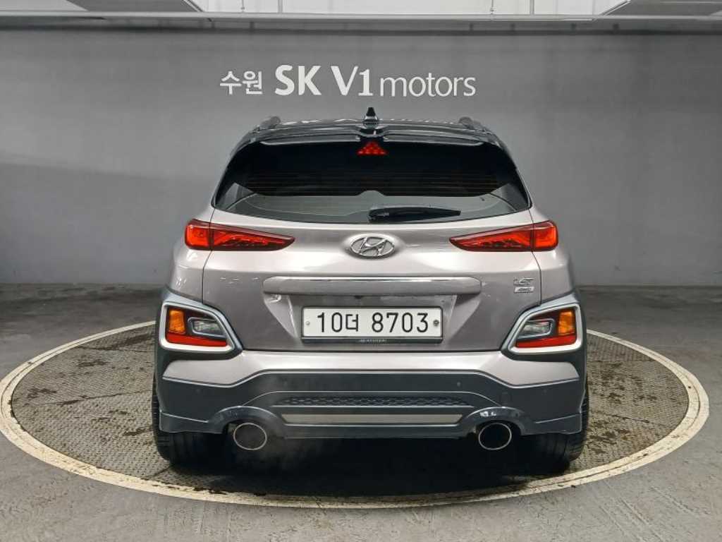 HYUNDAI Kona - Vista 5