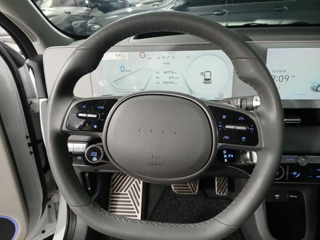 HYUNDAI Ioniq 5 - Vista 8