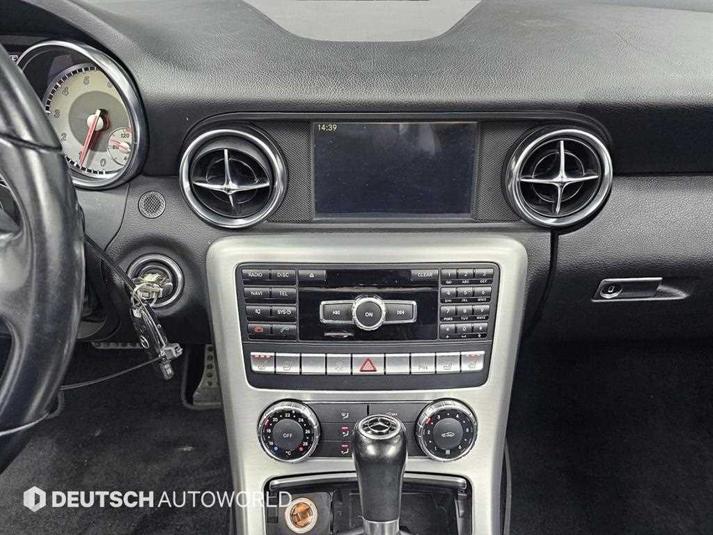 Mercedes Benz SLK Class 2012 Gris - Importación desde Corea - HF Imports Iquique - Foto 14