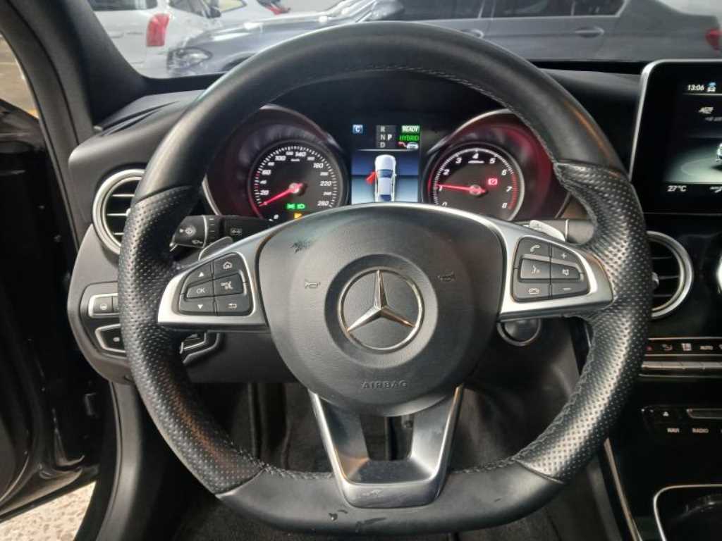 Mercedes Benz C Class - Vista 8