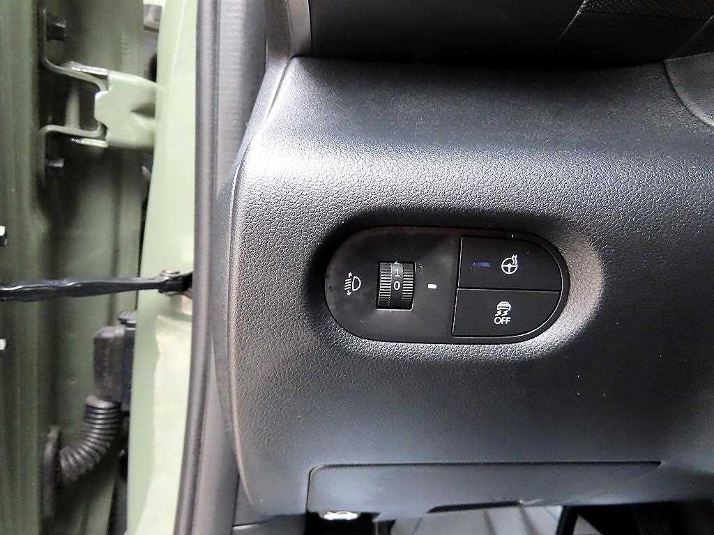 HYUNDAI Casper - Vista 12