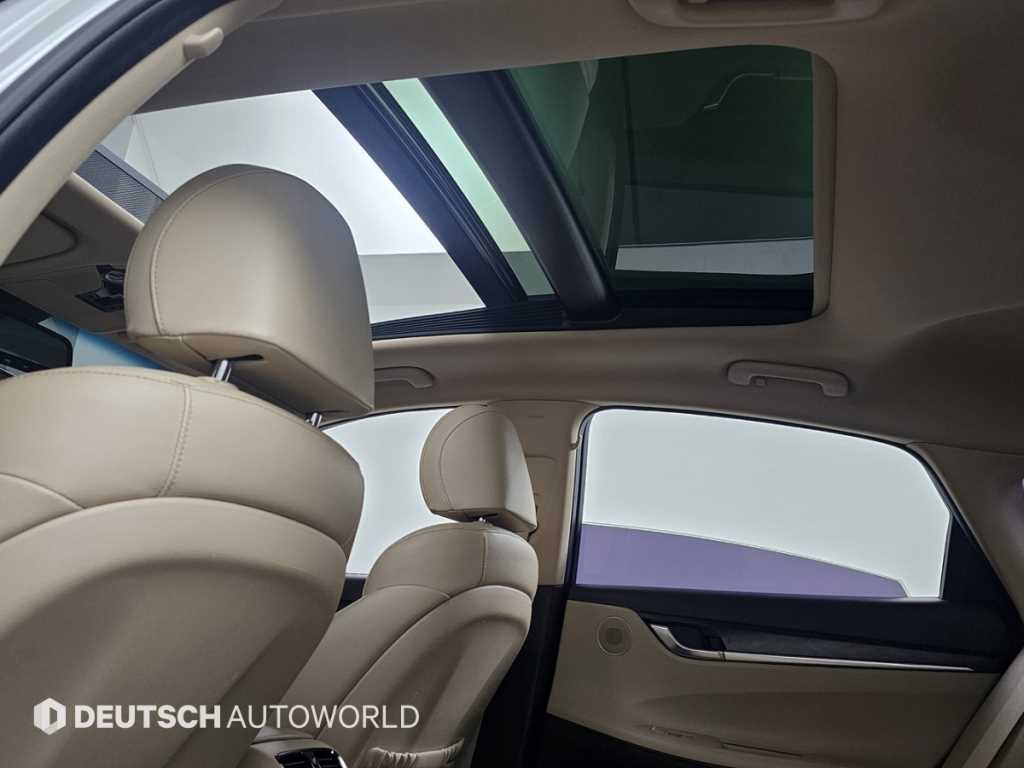 HYUNDAI Grandeur 2019 Blanco - Importación desde Corea - HF Imports Iquique - Foto 19