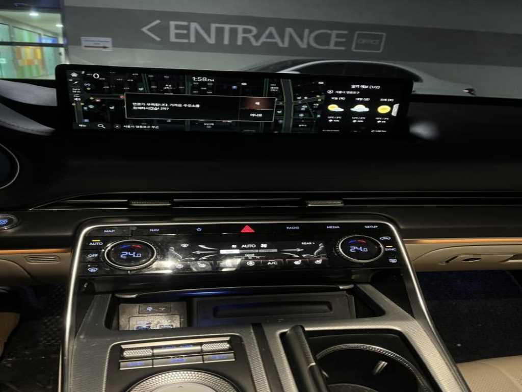 Genesis GV80 - Vista 7