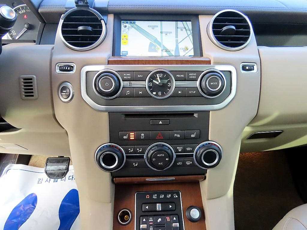 Land Rover Discovery - Vista 12