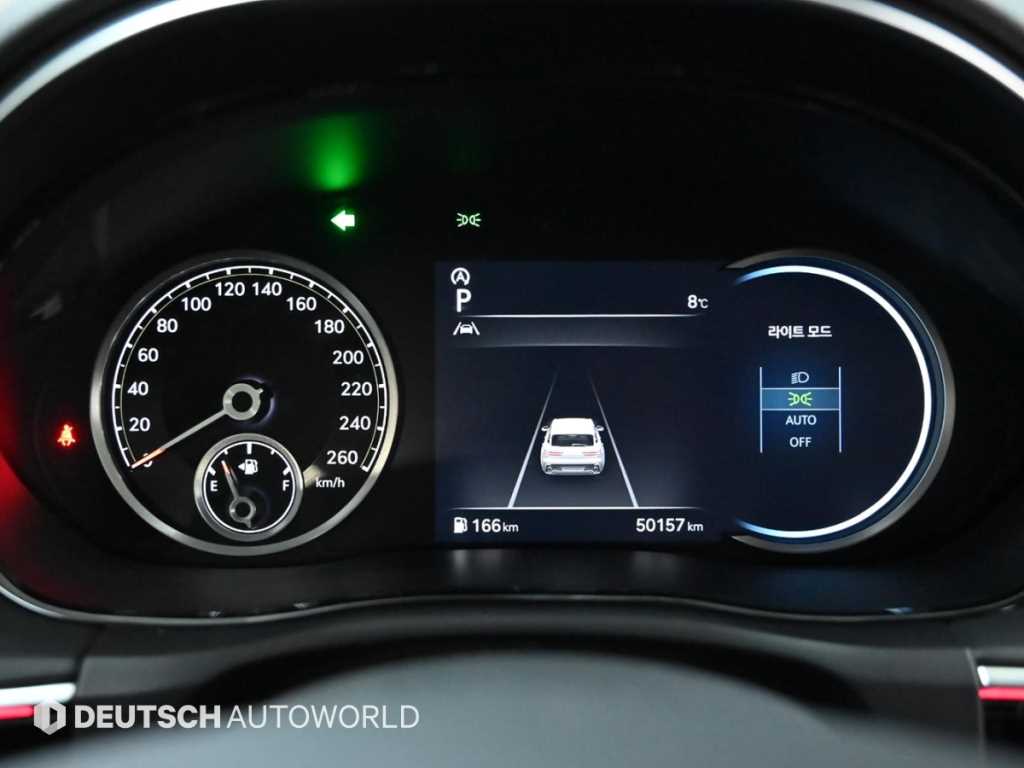 Genesis GV70 - Vista 8