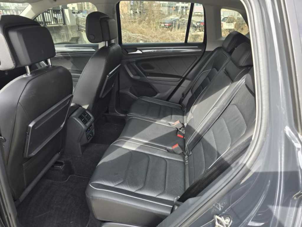 Volkswagen Tiguan - Vista 7