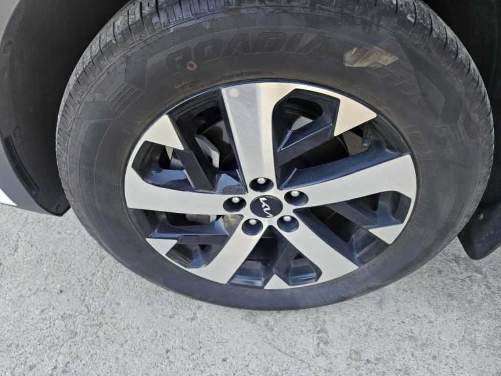 KIA Sorento - Vista 3