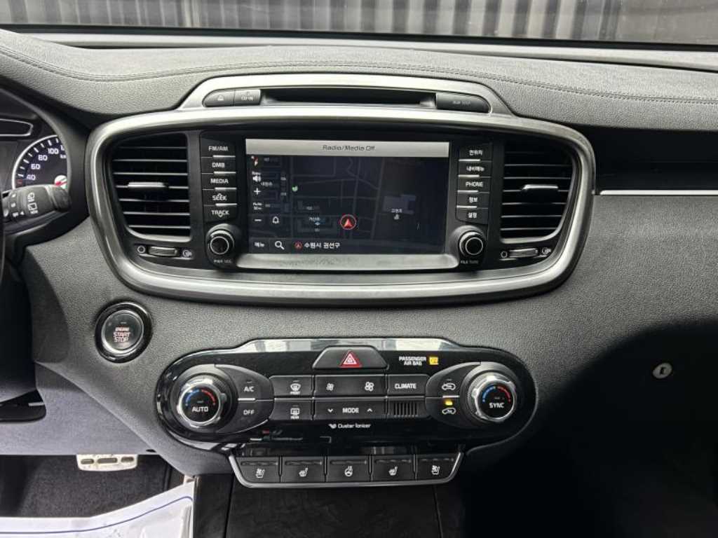 KIA Sorento - Vista 10