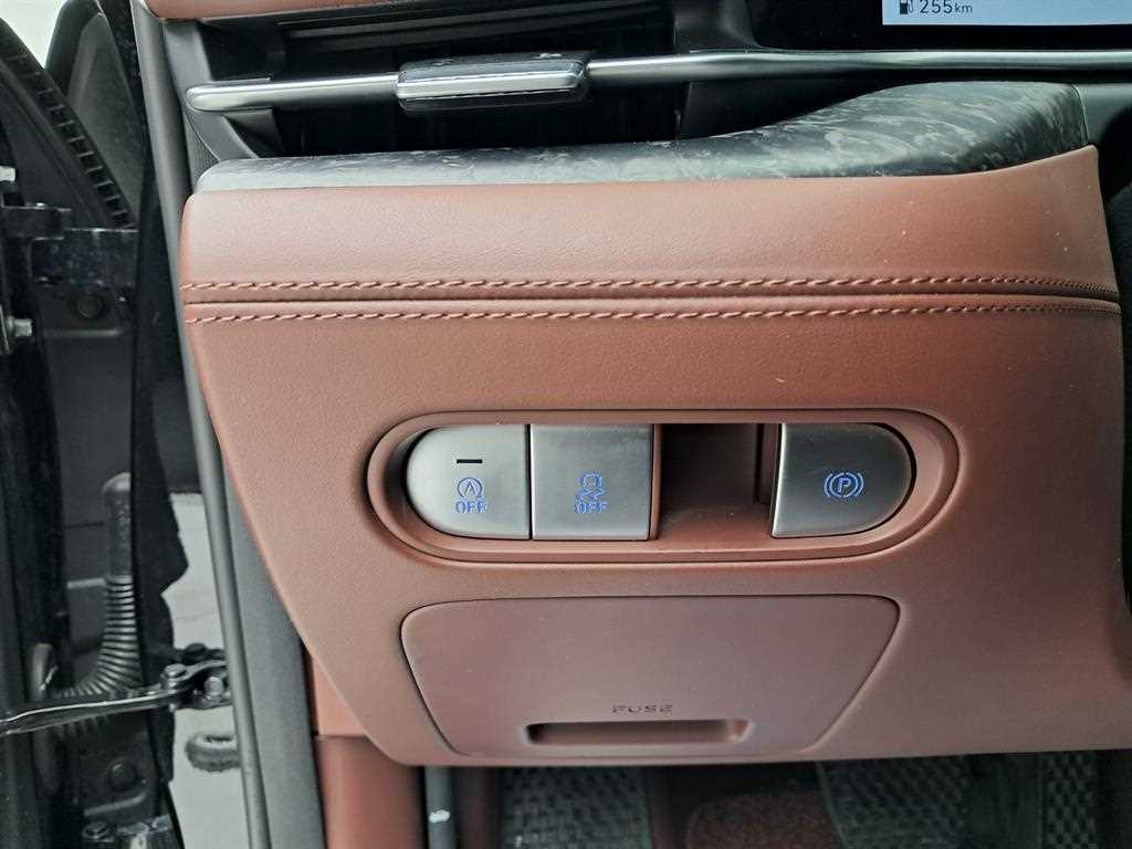 Genesis G90 2023 Negro - Importación desde Corea - HF Imports Iquique - Foto 13