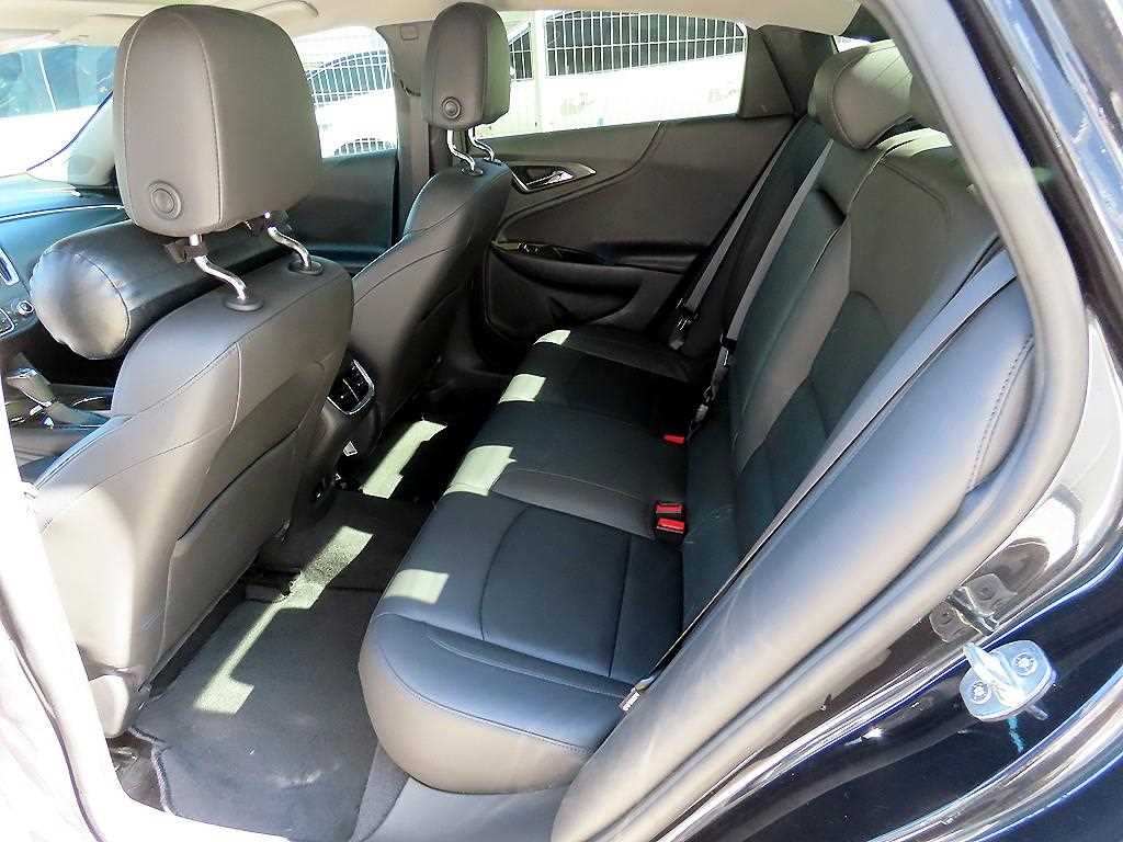 Chevrolet Malibu - Vista 6