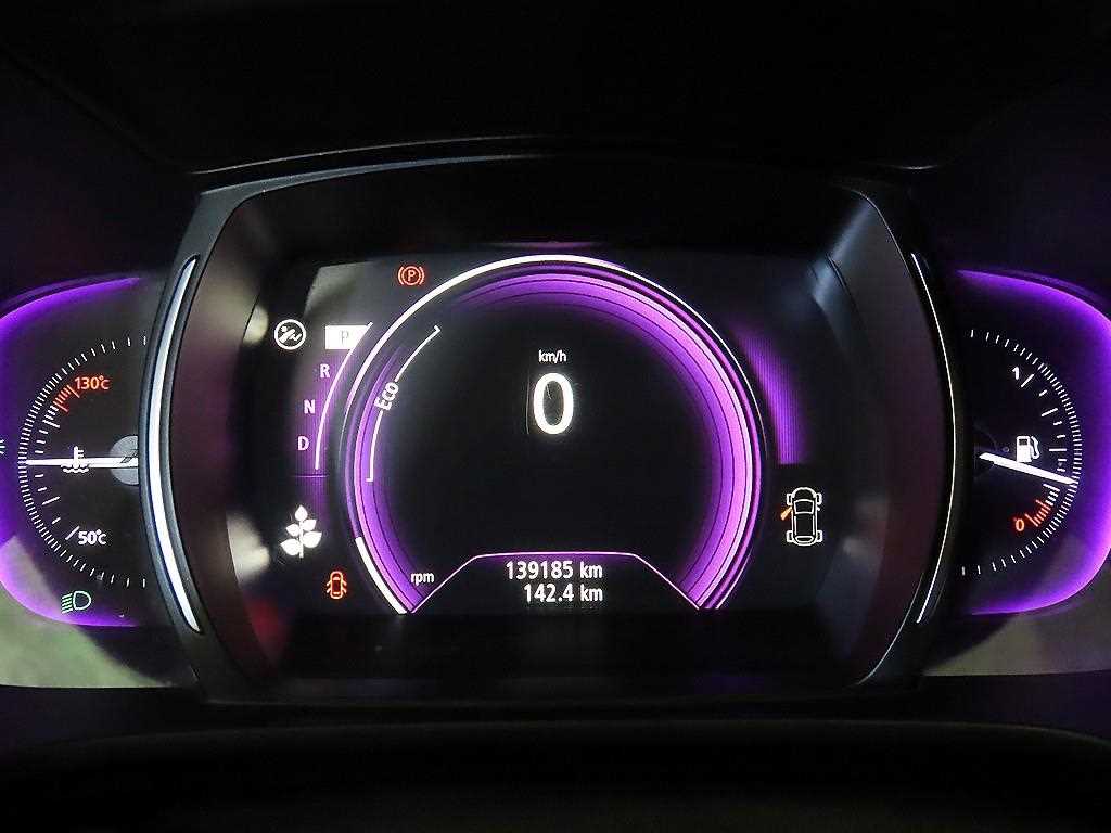 SAMSUNG QM6 - Vista 9