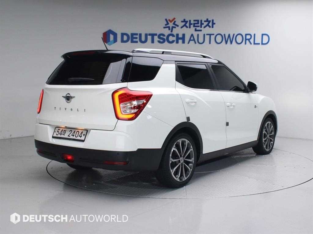 Ssangyong Tivoli - Vista 2