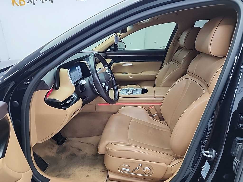 Genesis G90 - Vista 11