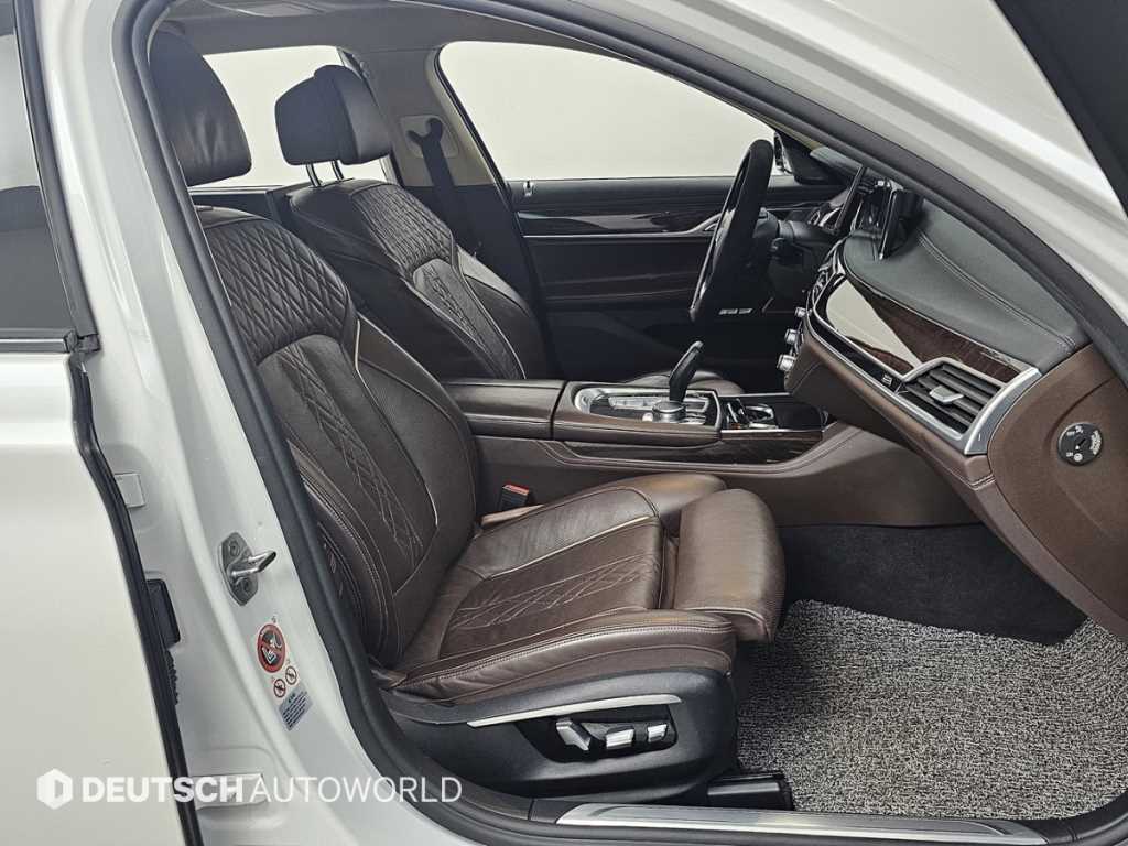 BMW 7 Series - Vista 10