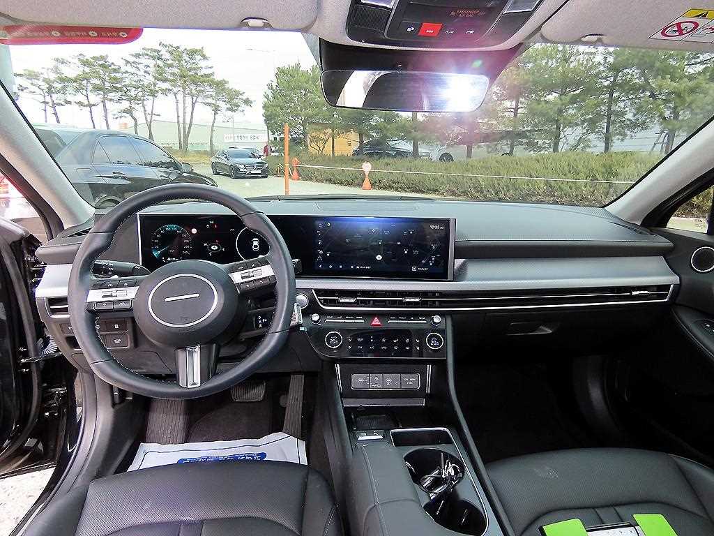 HYUNDAI Sonata - Vista 7