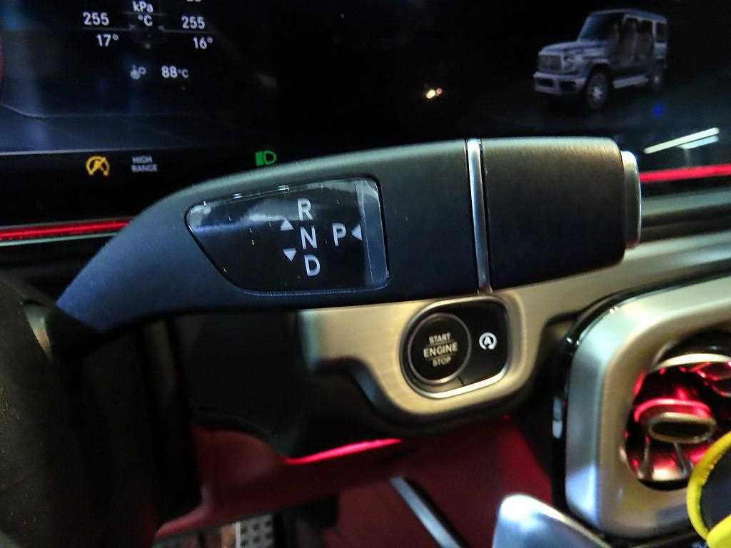 Mercedes Benz G Class (G Wagen) - Vista 12