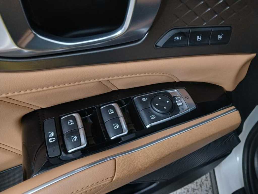 KIA Sorento - Vista 8