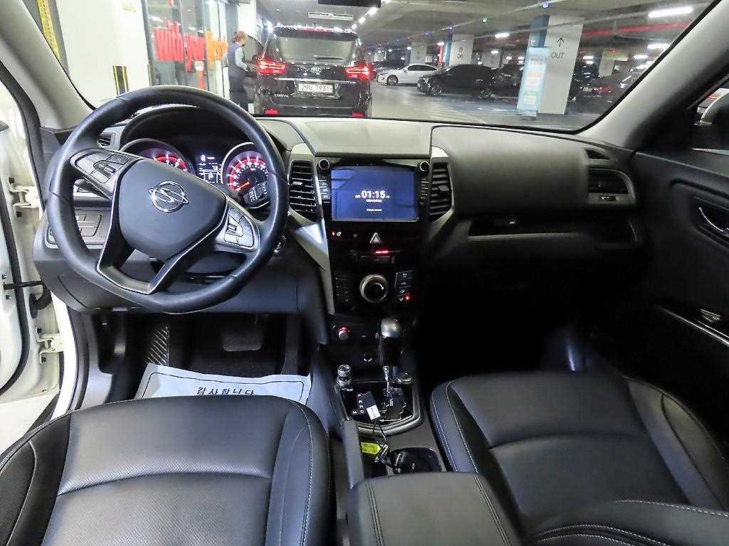 Ssangyong Tivoli - Vista 10