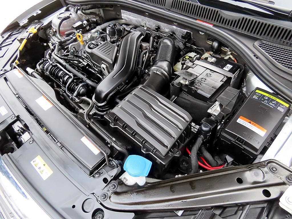 Volkswagen Jetta 2023 Plateado - Importación desde Corea - HF Imports Iquique - Foto 18