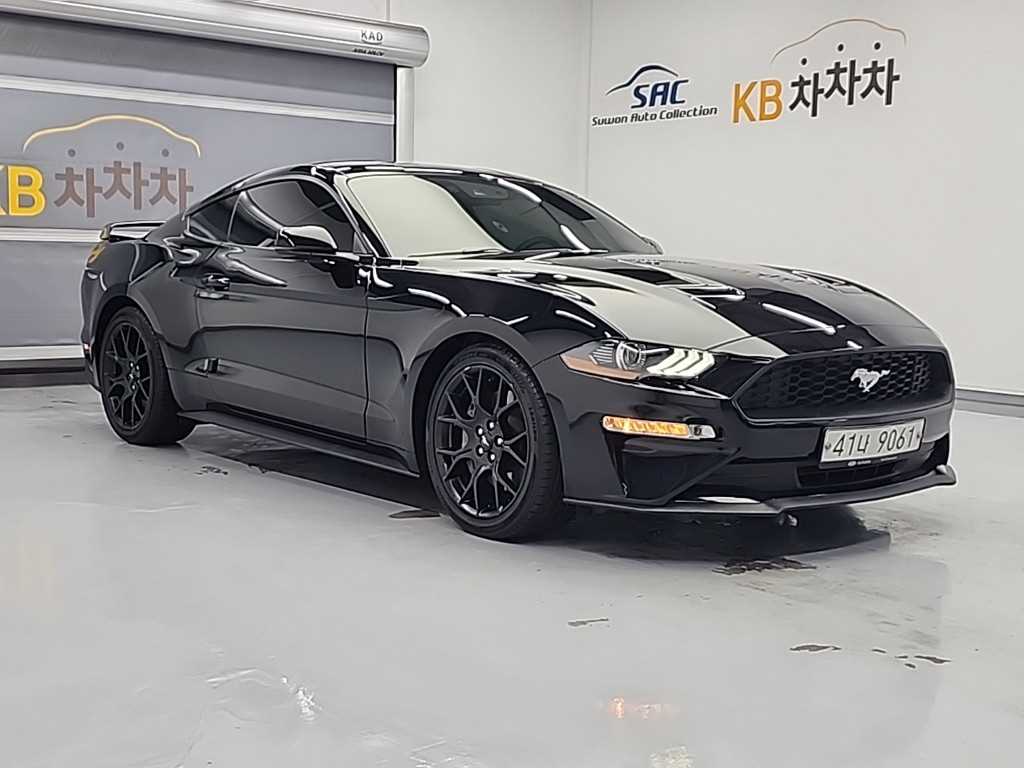 Ford Mustang - Vista 4