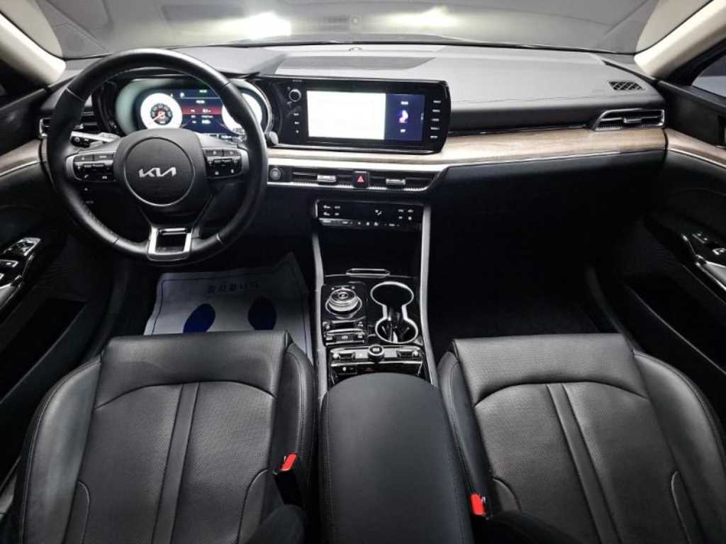 KIA K5 - Vista 8